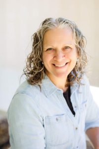 angie-nyquist-headshot-001